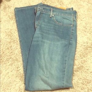 Levi’s Medium Wash Jeans